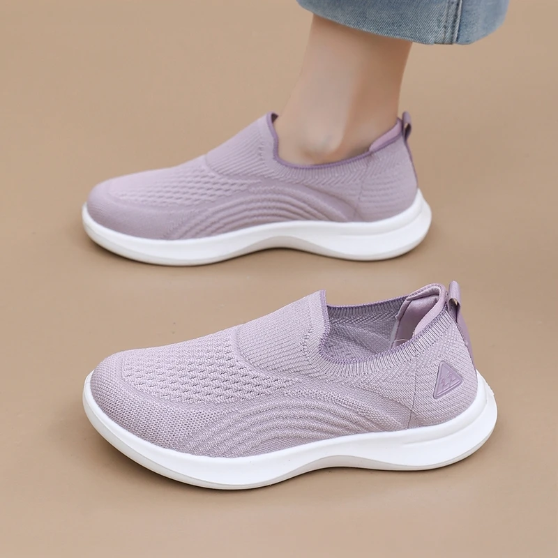 2025春季新款舒适休闲布鞋休闲风软底透气轻便百搭透气男女同款