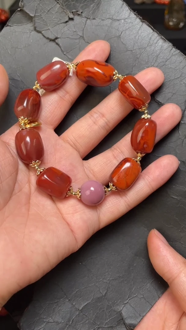 未镶嵌144南红玛瑙手串