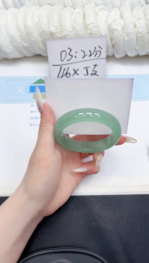 未镶嵌手镯石英质玉6-60