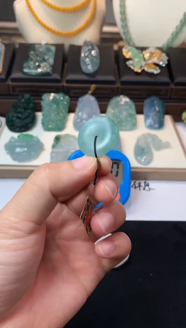 未镶嵌定制翡翠?***?毛货不退不换