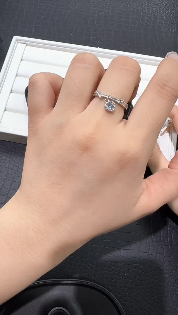 托帕石戒指银S925镶嵌70b多样性发其一【1个】