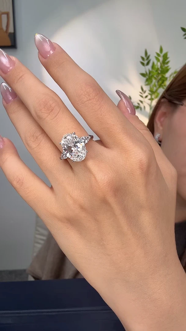 铂Pt950镶嵌实验室培育钻石pt950椭圆三生石戒指5ct