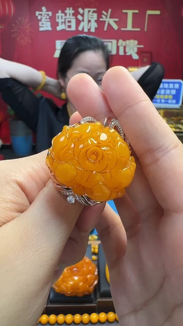 银S925镶嵌琥珀戒指蜜蜡牡丹花戒指