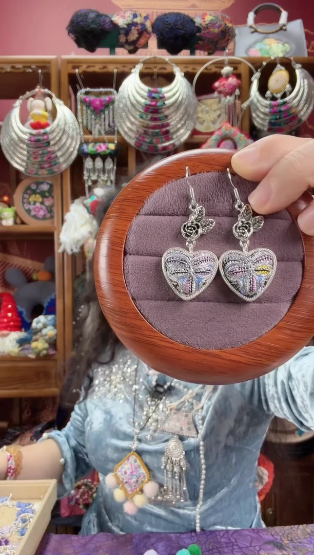 刺绣耳环57甜甜家