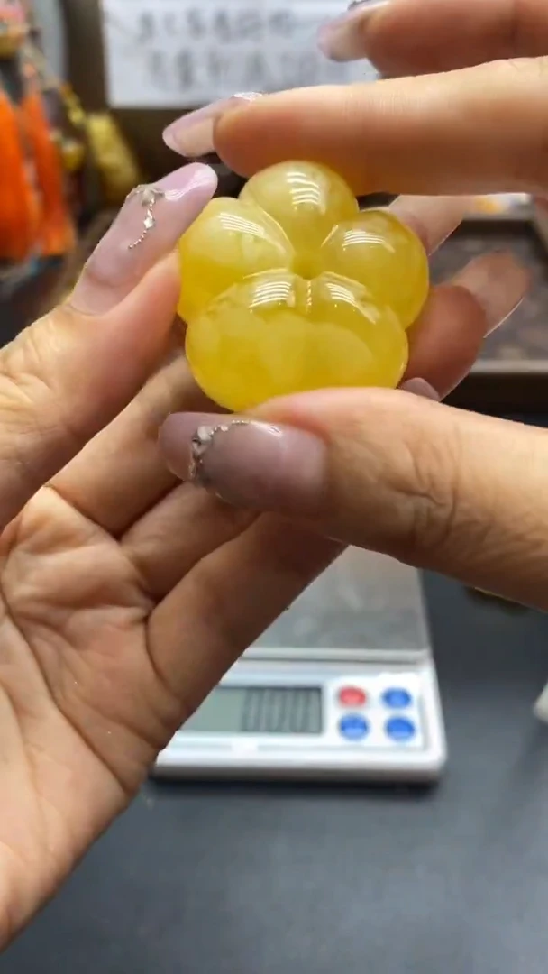 琥珀未镶嵌珠宝奇石405