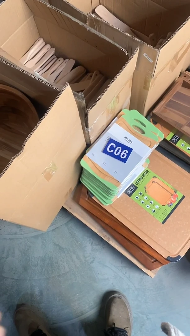 【闪购商品】木2025/2/17  C06