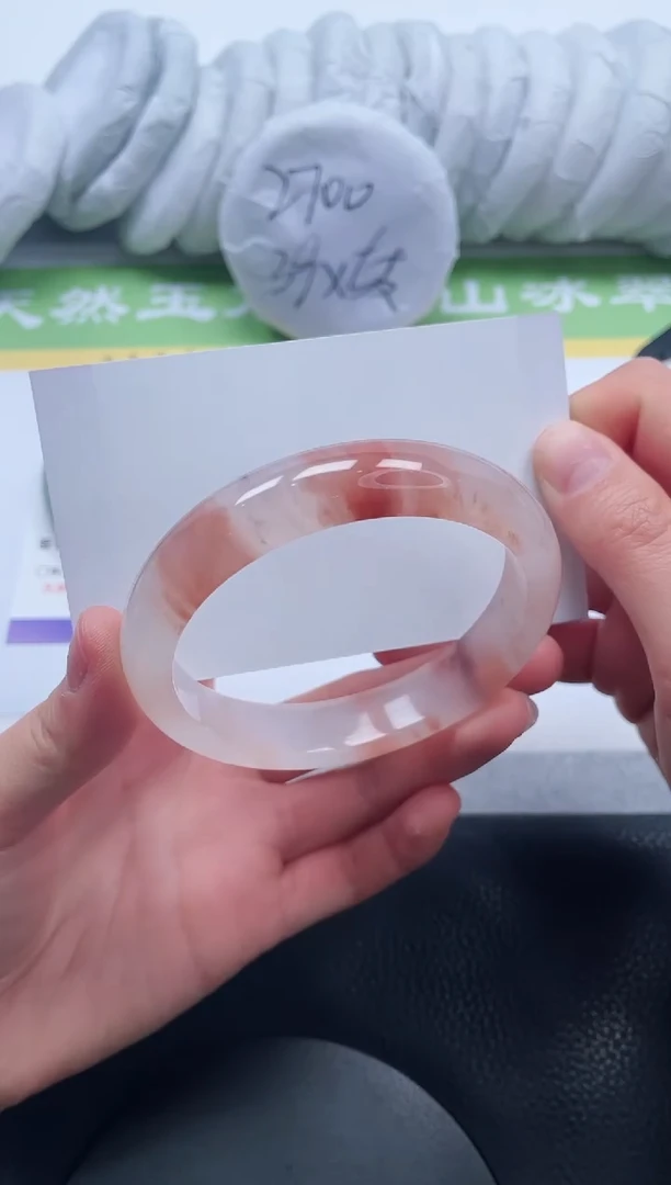 【闪购商品】石英质玉手镯未镶嵌A29-60.8