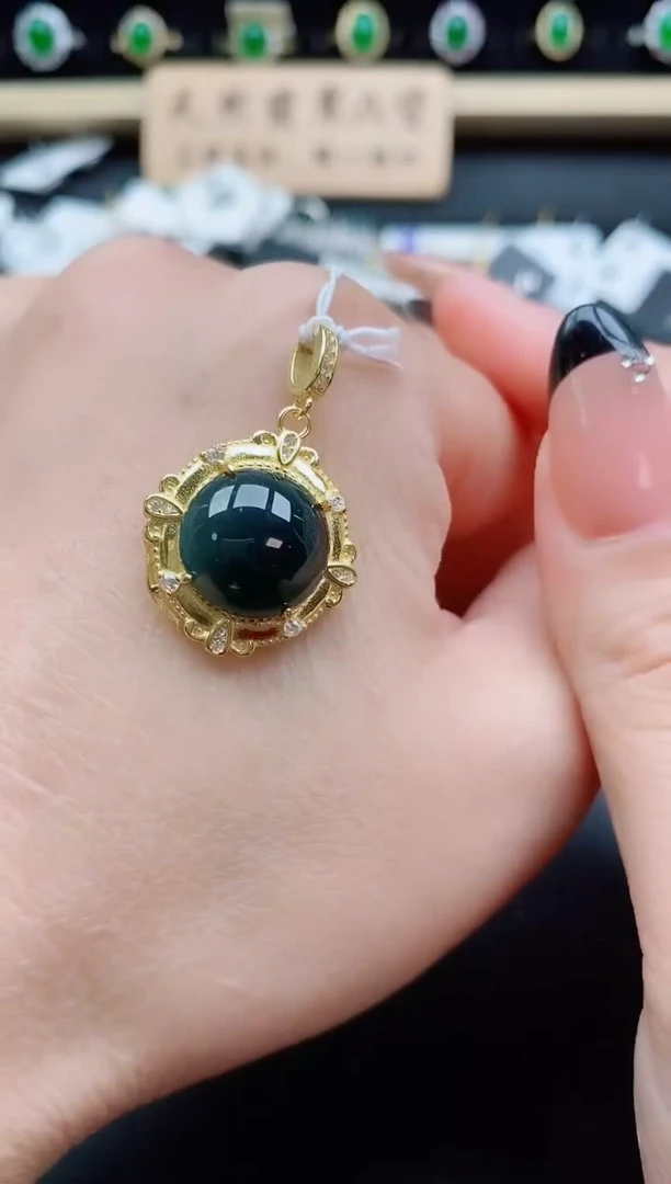 吊坠(赠链)银S925镶嵌翡翠1