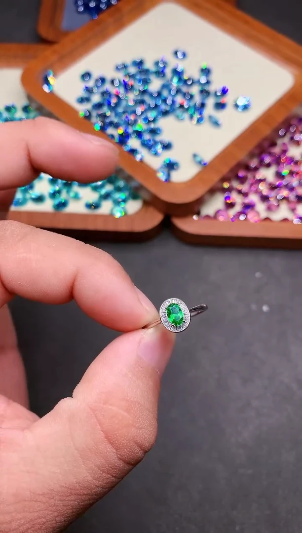 石榴石（沙弗莱）戒指银S925镶嵌········