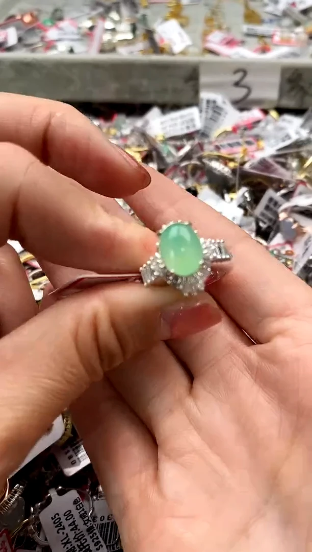 【闪购商品】翡翠戒指未镶嵌8888888    4