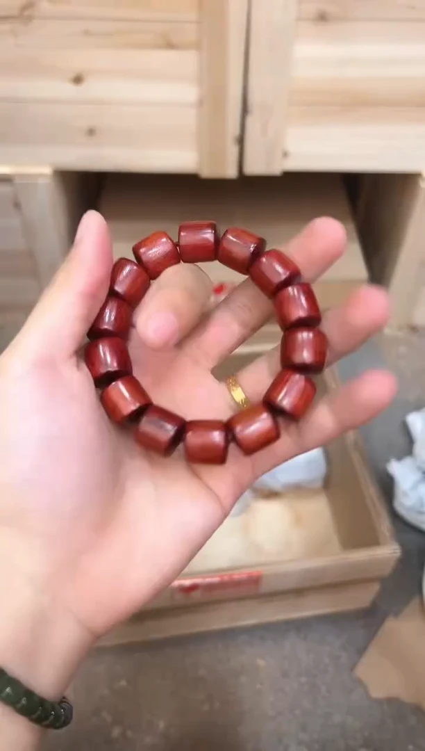 精品手串（无礼盒）@@ys975