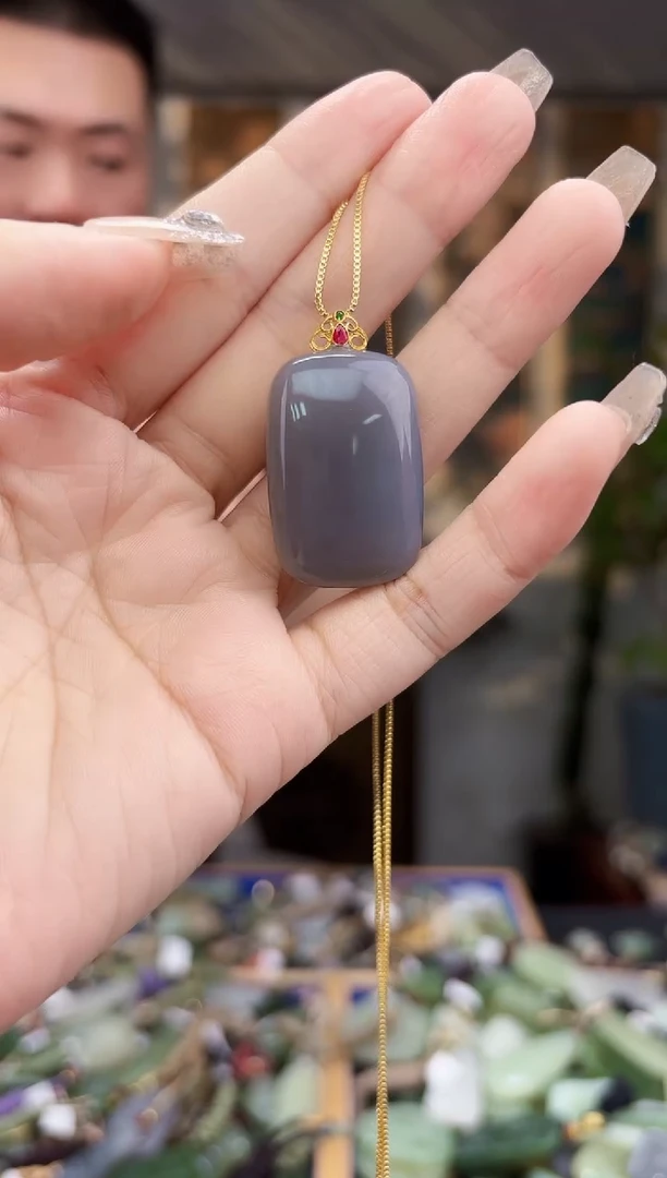 和田玉18K金镶嵌挂件拍一发一多样性发货