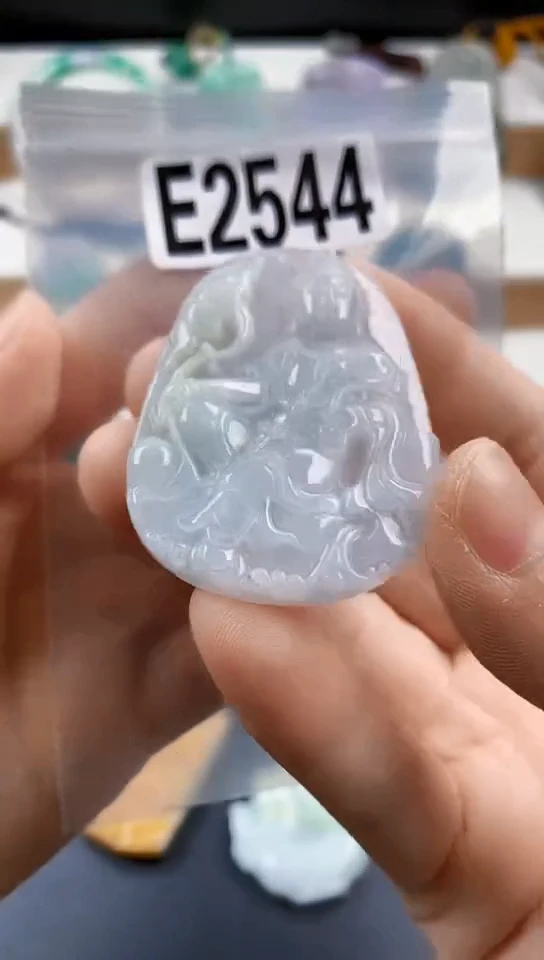 颈饰未镶嵌翡翠天然翡翠吊坠挂件