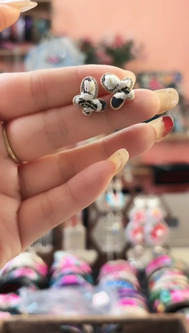 艺枝独绣手工饰品142