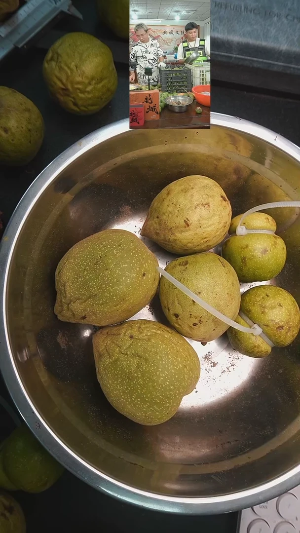 文玩核桃把件青皮鸡心2个官帽2个葫芦2个（售出不退不换）