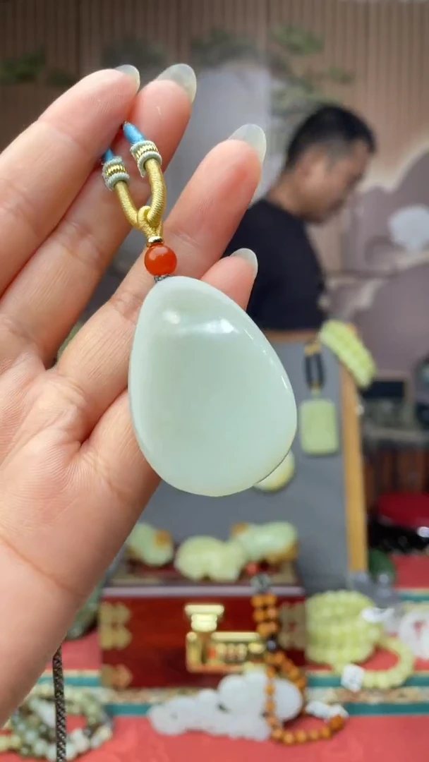 未镶嵌和田玉挂件拍一发一