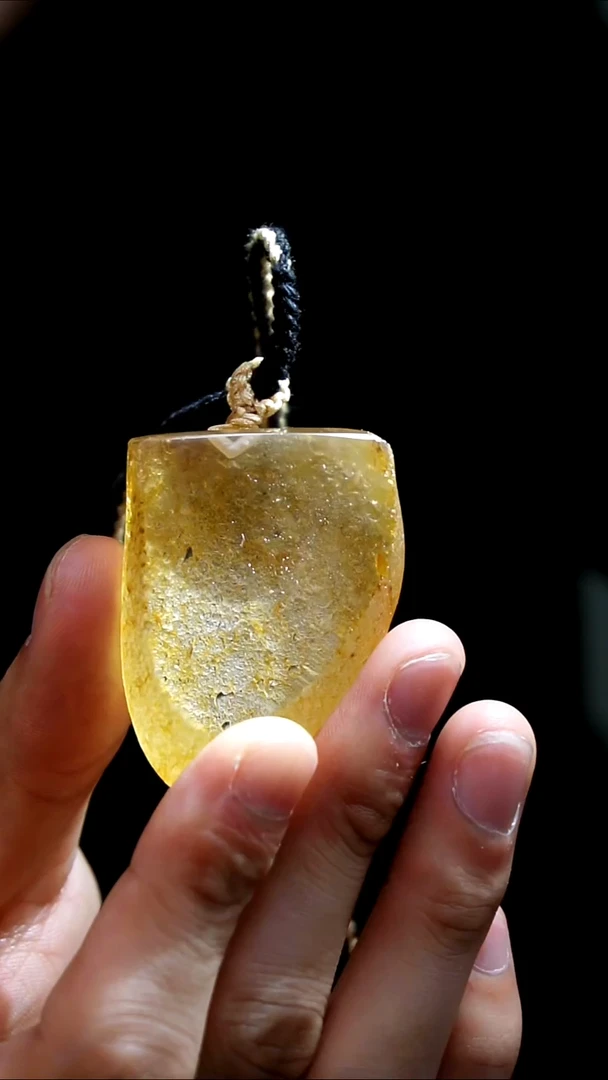 吊坠(赠链)未镶嵌水晶水晶