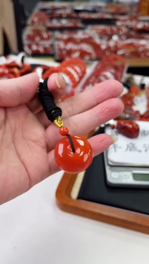 【闪购商品】南红玛瑙平安扣吊坠未镶嵌一个/条