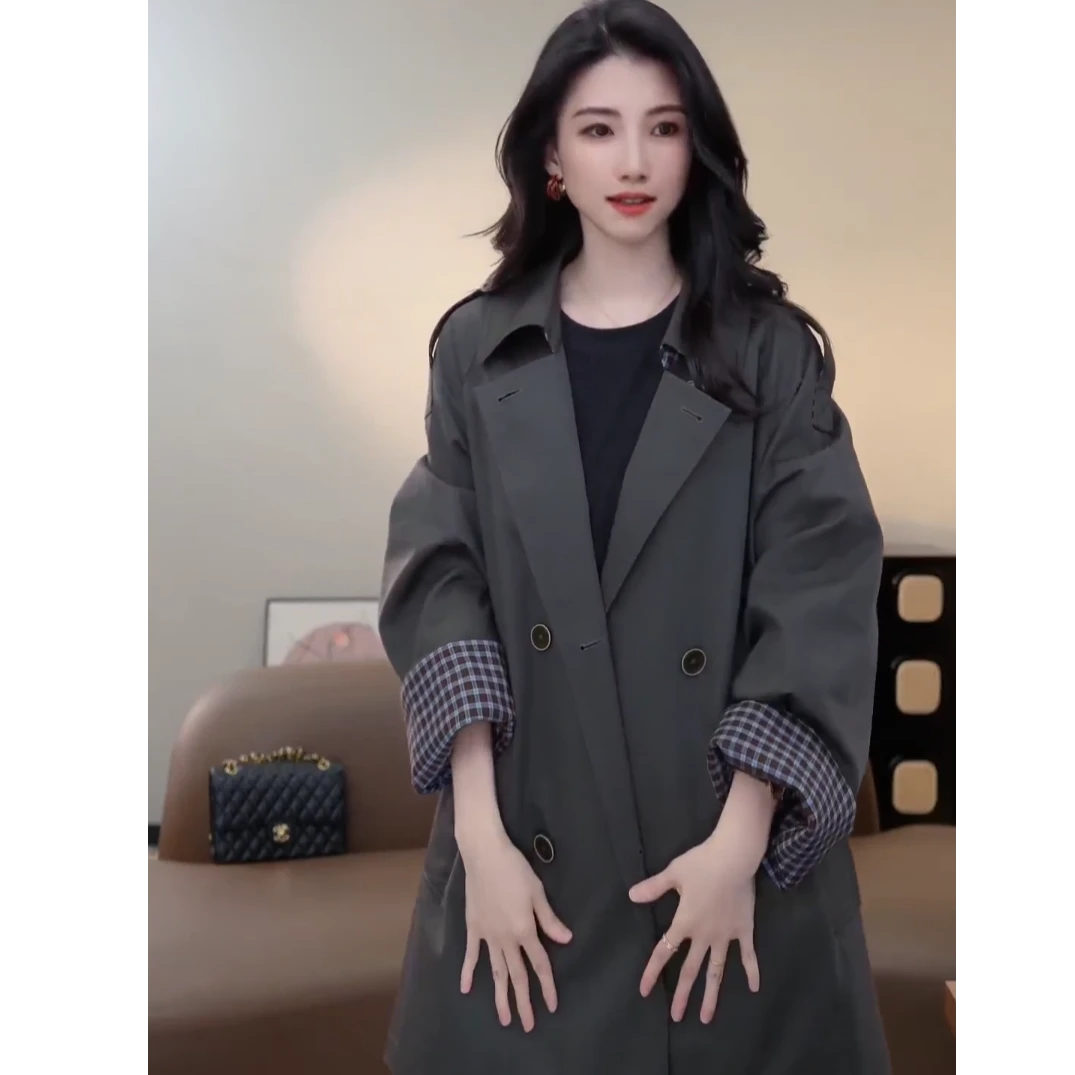 小乖逃休闲时尚灰色风衣外套大衣格子内里百搭款250868