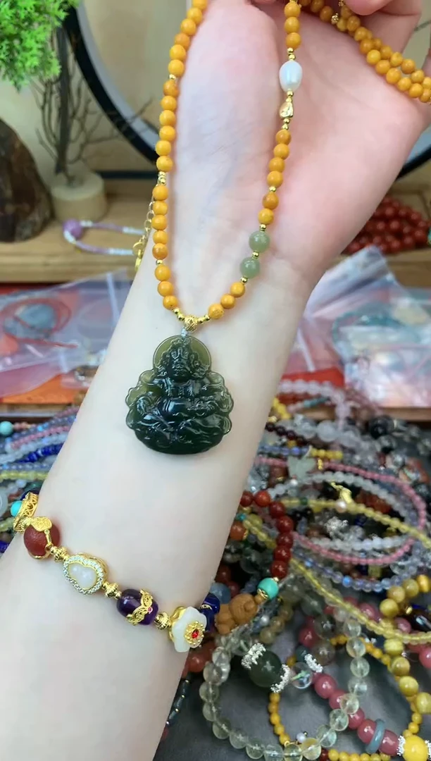 【闪购商品】蜜蜡颈饰未镶嵌333手串