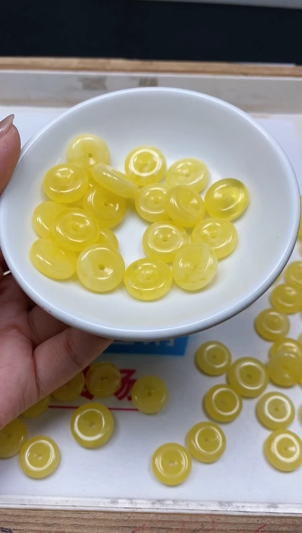 未镶嵌蜜蜡裸石M436 蜜蜡 小平安扣6个8.8元