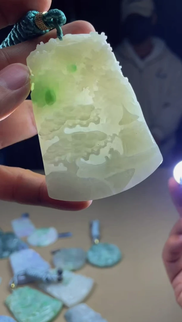 【闪购商品】定制翡翠未镶嵌     3033