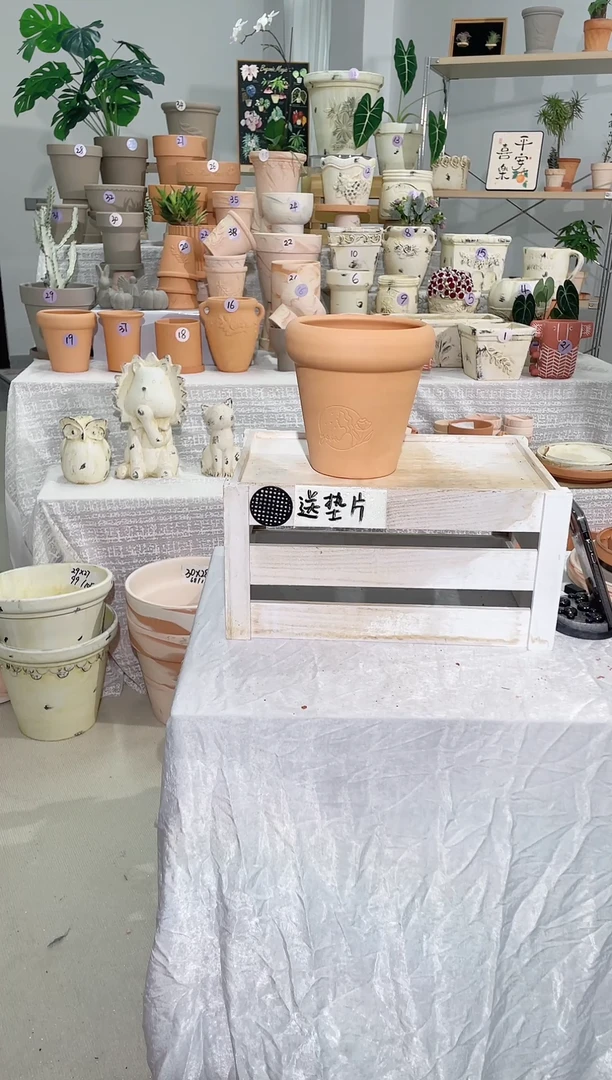 【闪购商品】陶1个无托 红陶草莓女孩口径16*16