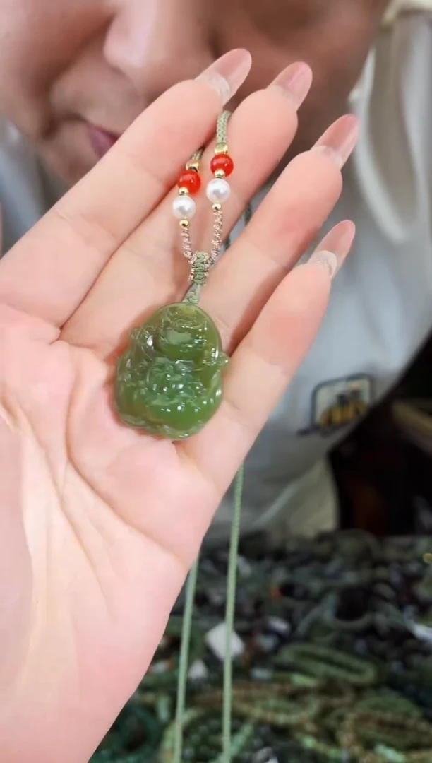 和田玉未镶嵌颈饰拍一发一