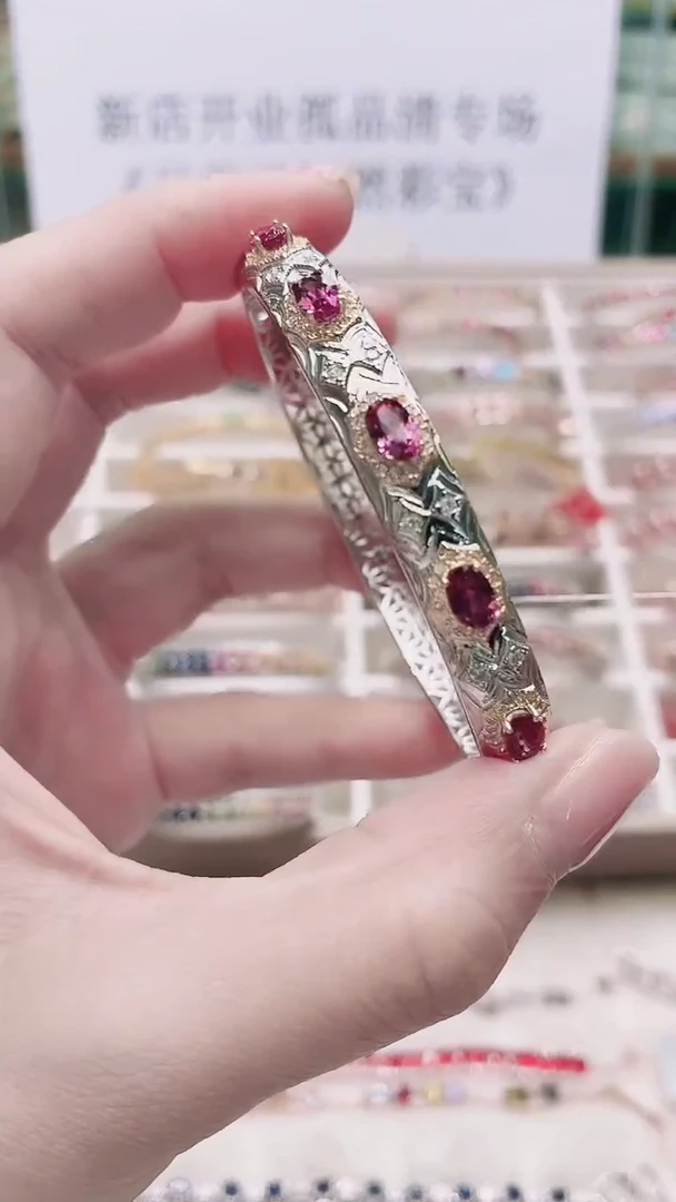 银S925镶嵌手镯石榴石350ZB1128产品一个（多样性）