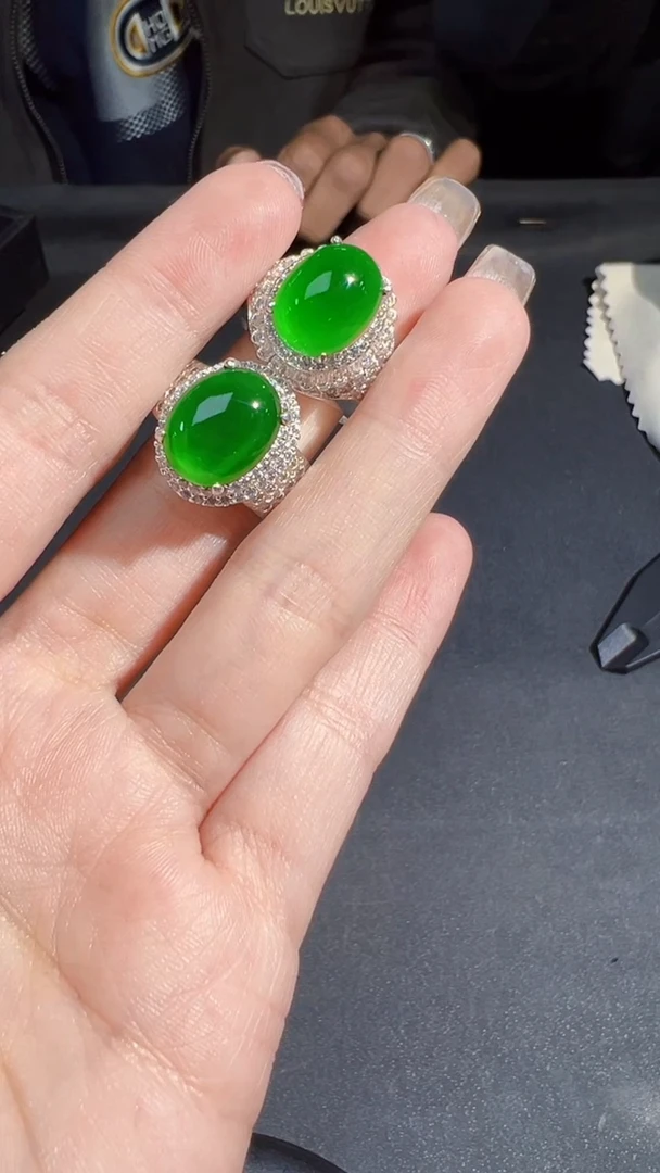 【闪购商品】定制翡翠未镶嵌蛋面商品多样性发货1