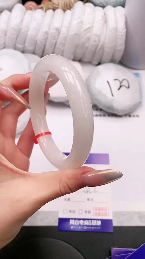 【闪购商品】和田玉手镯未镶嵌17K359-64