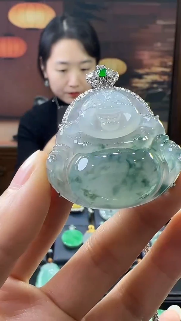 18K金镶嵌挂件翡翠佛公