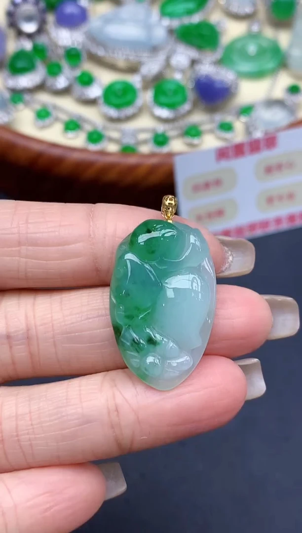 颈饰18K金镶嵌翡翠?*啦51-中国好珍宝