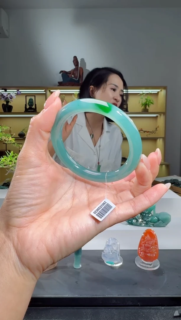 未镶嵌手镯翡翠56圈