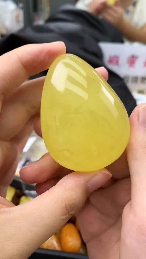 未镶嵌琥珀珠宝奇石28