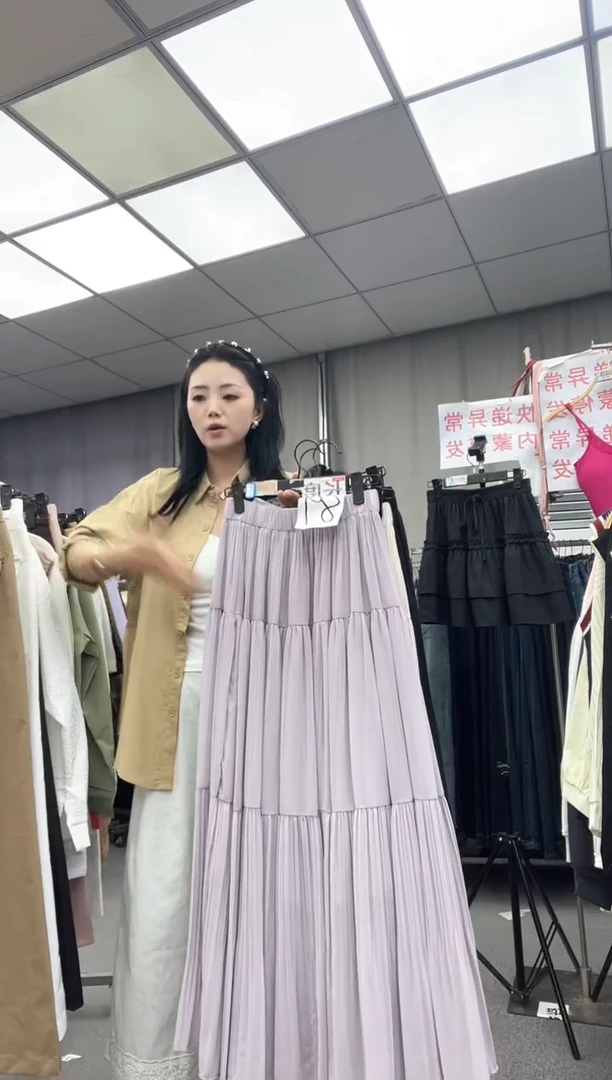 棉大哥家漂亮衣服漂亮颜色