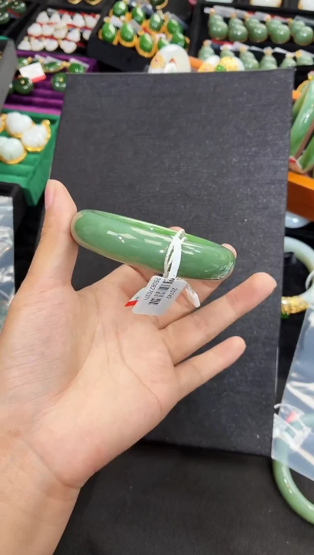 未镶嵌手镯和田玉多*妈多样性发一