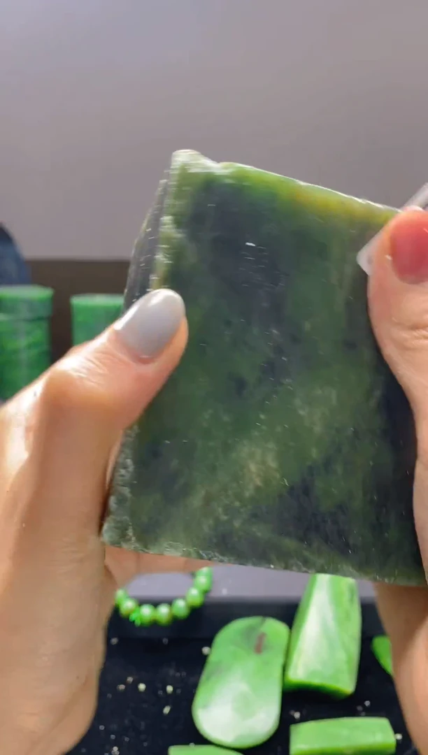 未镶嵌和田玉珠宝半成品1