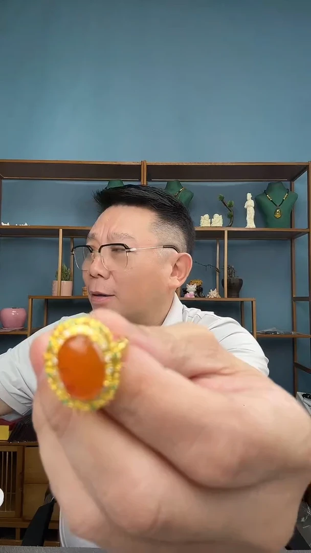 裸石琥珀未镶嵌44（有瑕介意勿拍）