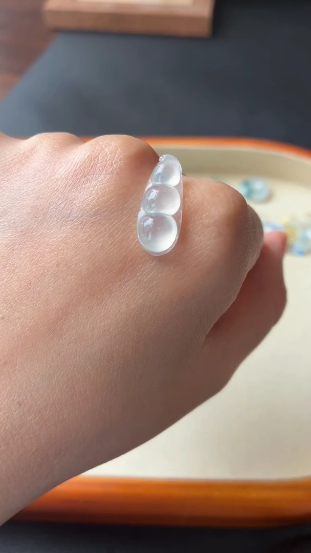 定制翡翠未镶嵌Q769