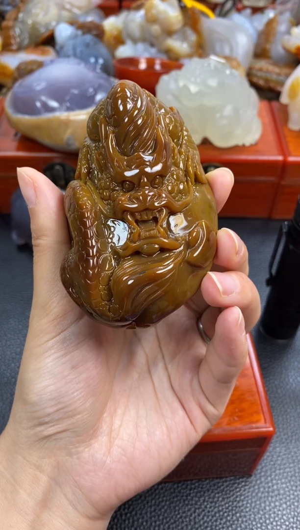 玛瑙/玉髓手把件未镶嵌边****?1