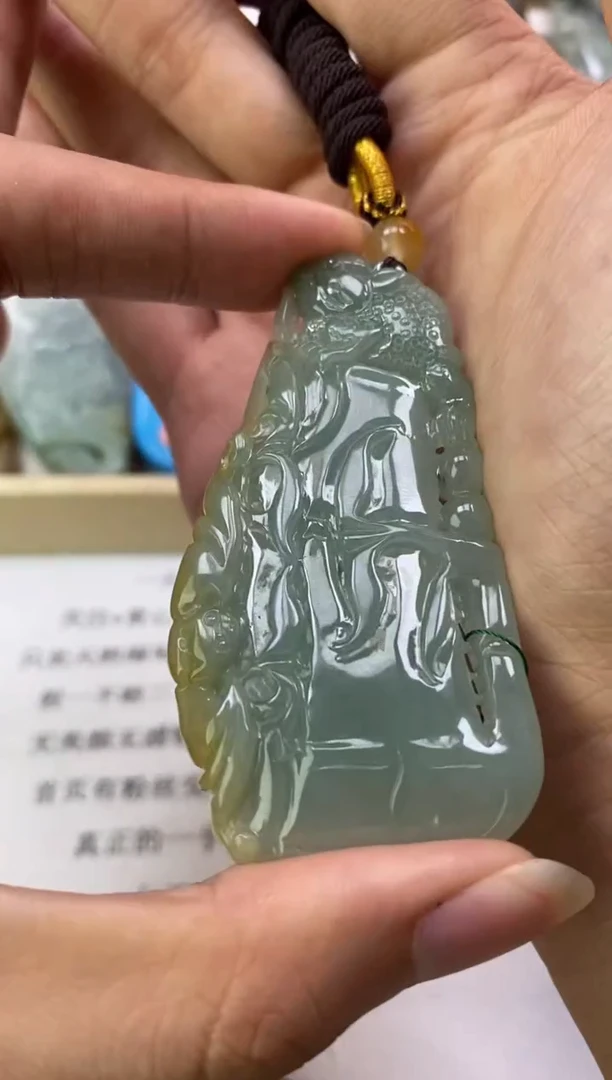 颈饰未镶嵌翡翠天然翡翠