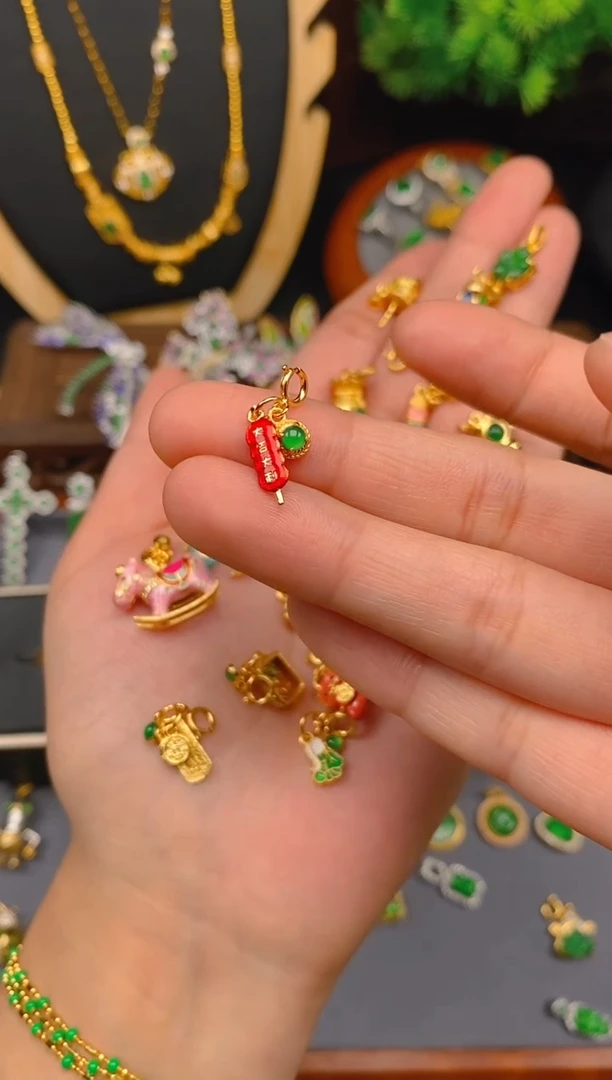 【闪购商品】翡翠吊坠(不含链)银S925镶嵌糖葫芦