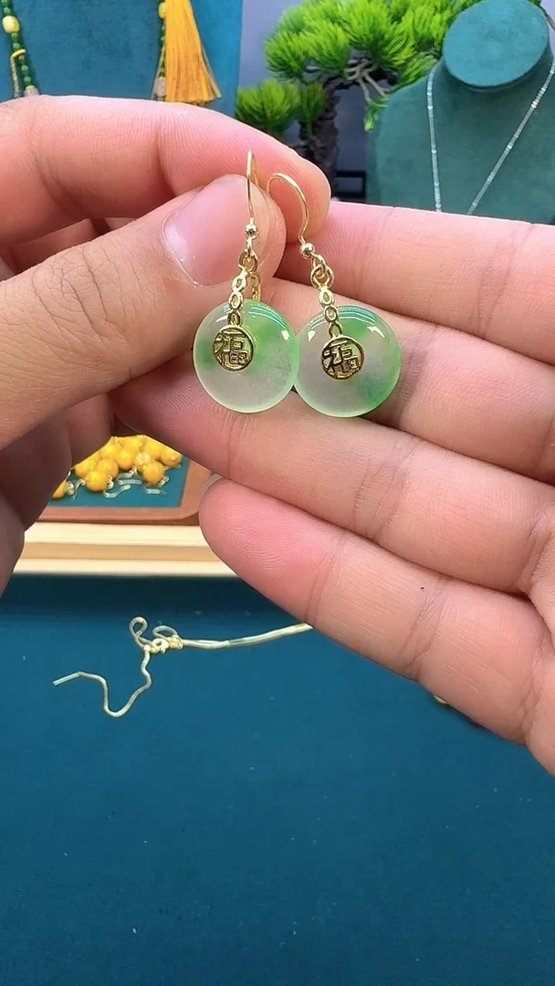 翡翠14K金镶嵌耳饰E113