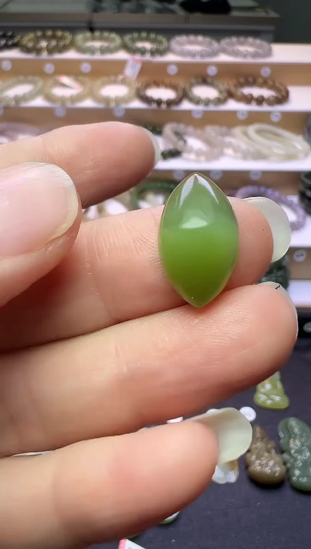 颈饰未镶嵌和田玉127号链接