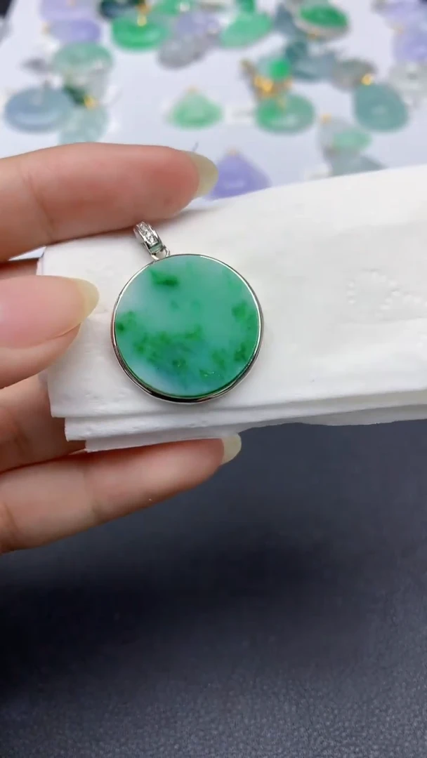 颈饰银S925镶嵌翡翠天然缅甸a货翡翠百元以上9元证书费自理