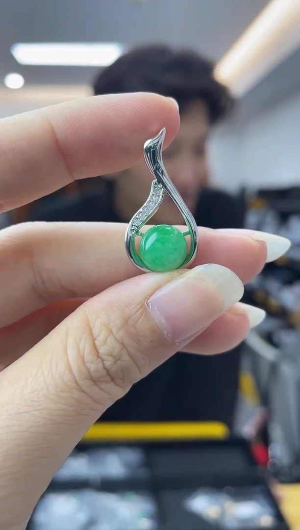 【闪购商品】翡翠颈饰未镶嵌多样性一件发货