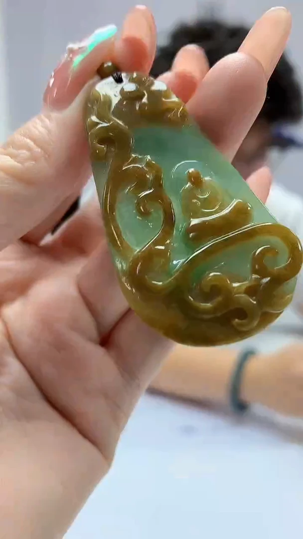 【闪购商品】定制翡翠未镶嵌4688DD-毛货挂件188