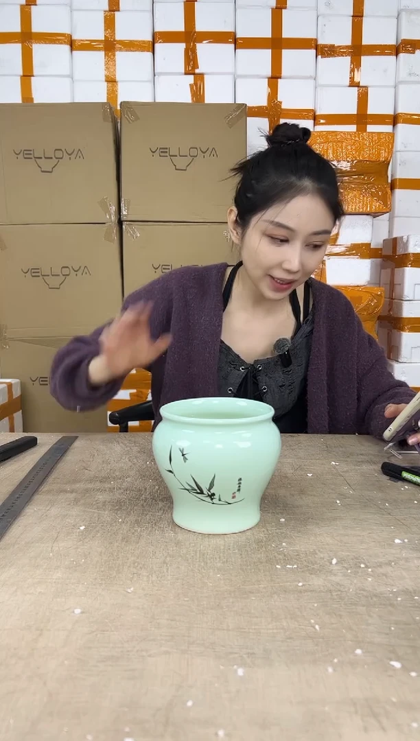 缸型浅绿竹子13x13