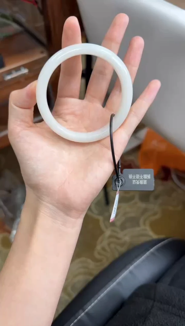 未镶嵌手镯和田玉58